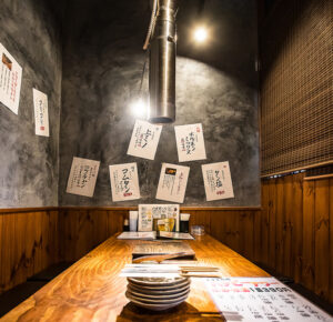 炭火焼肉ホルモン酒場 すたーきっちん_03