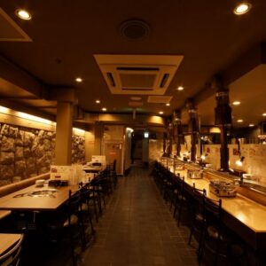 298 にくや 三宮店_04