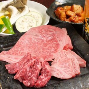 炭火焼肉 とく 本店_01