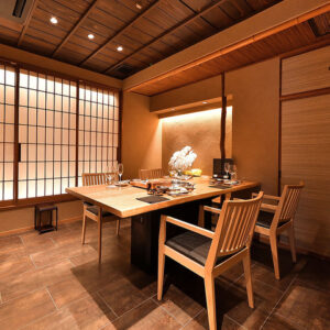 北新地　焼肉　名門　舌一_03