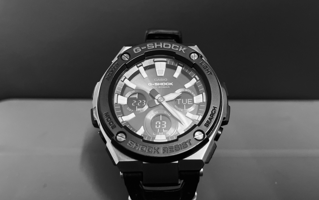 機能とデザインを兼ね備えたメンズ電波ソーラー腕時計の魅力